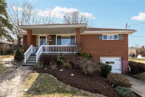 Photo for 202 Howell Street