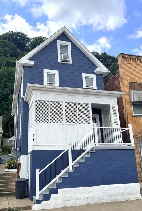 Photo for 751 Freeport Rd