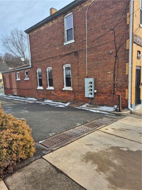 Photo of 648 Broadway Ave, Mc Kees Rocks, PA 15136 (MLS # 1737039)