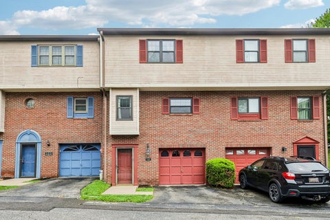 Photo for 112 Longfellow Court