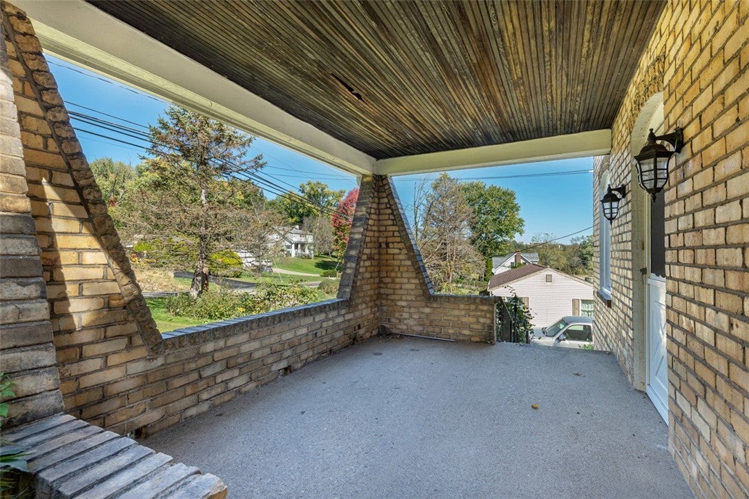 767 Fellsburg Road