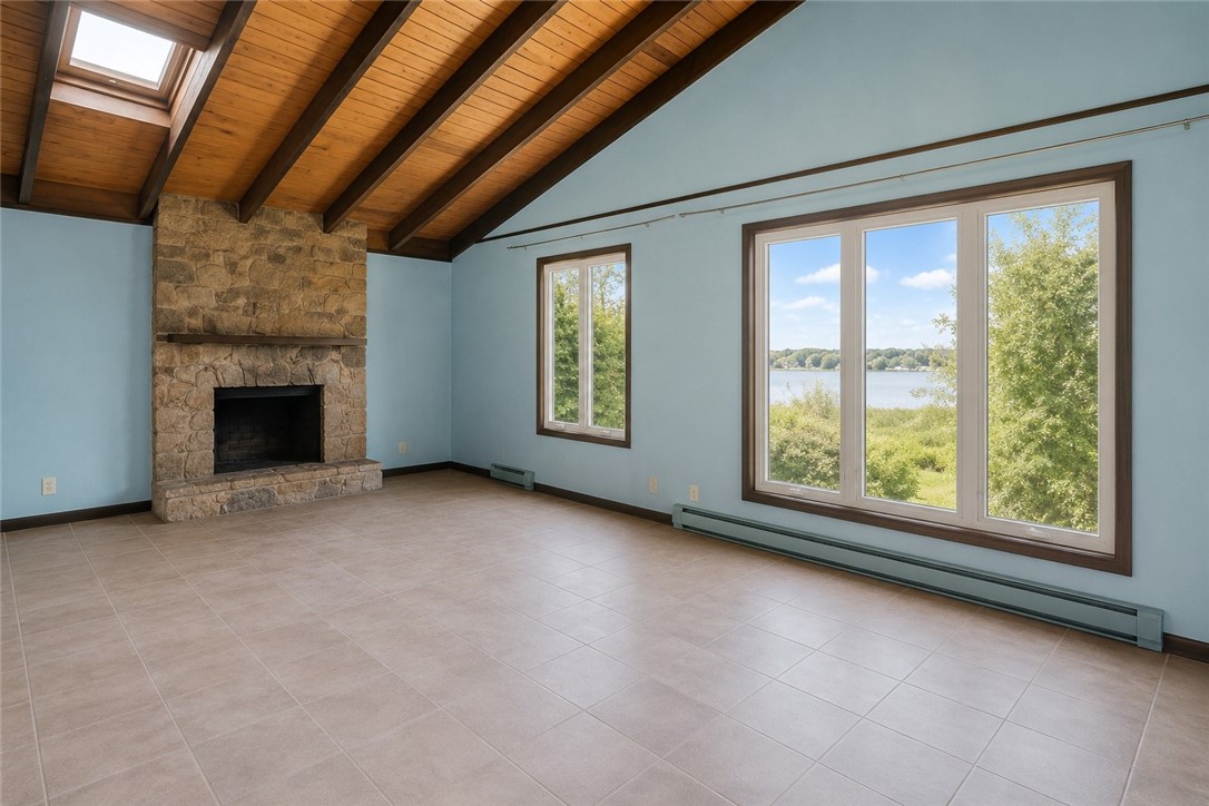 411 Peninsula Dr