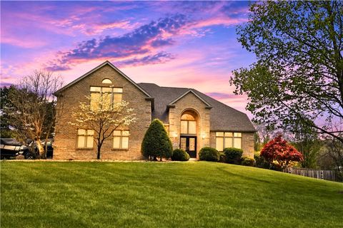 220 William Drive North Strabane PA 15317