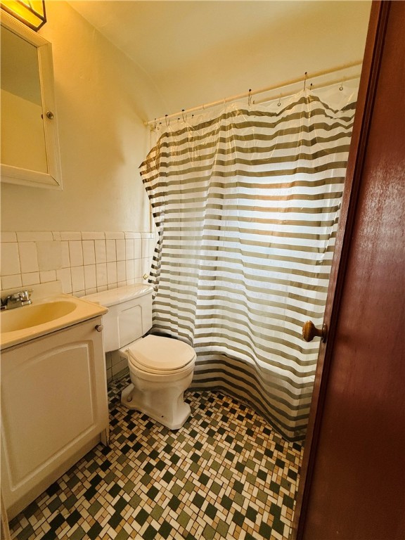 Beechview, Pennsylvania 15216, United States, 2 Bedrooms Bedrooms, ,1 BathroomBathrooms,Residential,Pending,101804