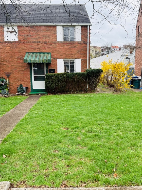 Beechview, Pennsylvania 15216, United States, 2 Bedrooms Bedrooms, ,1 BathroomBathrooms,Residential,Pending,101804
