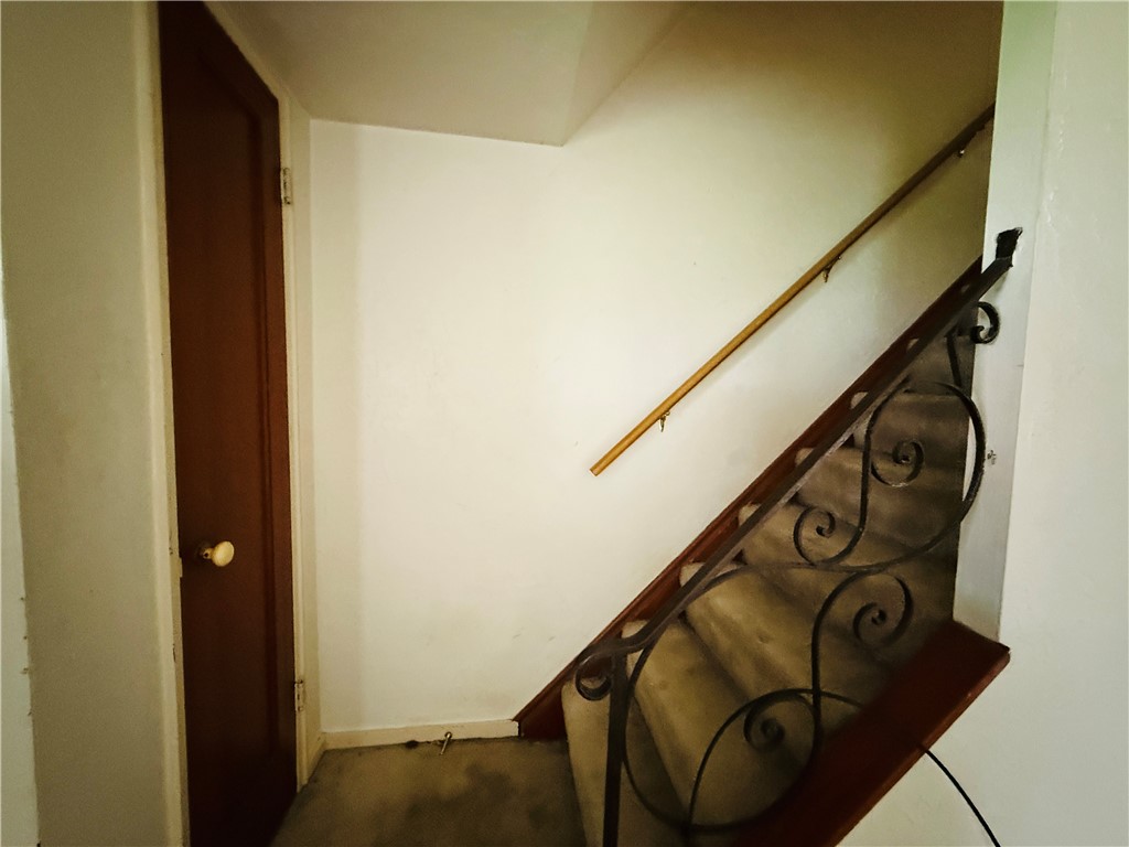 Beechview, Pennsylvania 15216, United States, 2 Bedrooms Bedrooms, ,1 BathroomBathrooms,Residential,Pending,101804