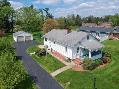 Photo of 3015 Spring Garden Ave, New Castle, PA 16105 (MLS # 1750355)