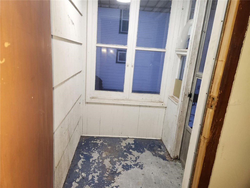 Farrell, Pennsylvania 16121, United States, 3 Bedrooms Bedrooms, ,1 BathroomBathrooms,Residential,Active,254541