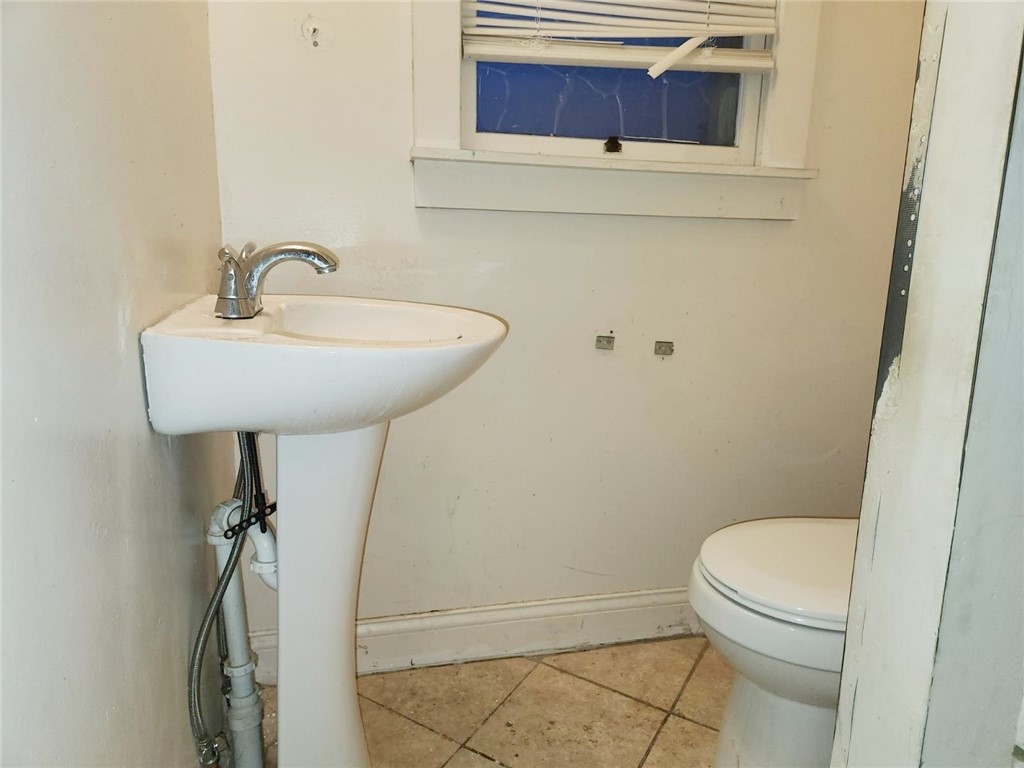 Farrell, Pennsylvania 16121, United States, 3 Bedrooms Bedrooms, ,1 BathroomBathrooms,Residential,Active,254541