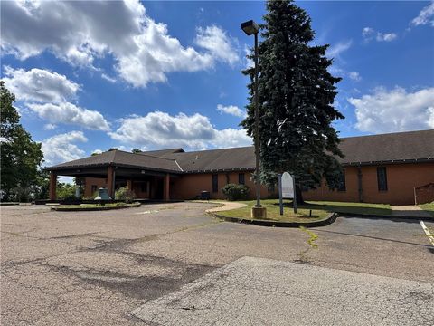 Photo of 1600 Brinton Rd, Pittsburgh, PA 15221 (MLS # 1761669)