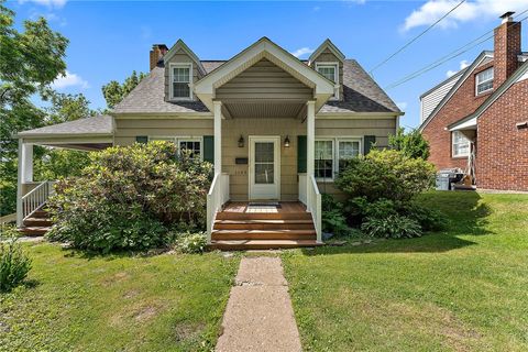 Photo of 1544 Linden St, Cheswick, PA 15024 (MLS # 1758109)