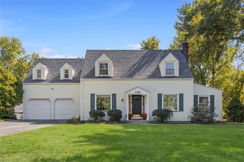 Photo of 3351 Elmdale Dr, Bethel Park, PA 15102 (MLS # 1744171)