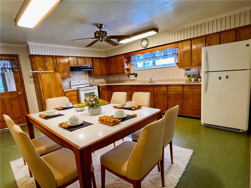 Summit Twp, Pennsylvania 16002, United States, 4 Bedrooms Bedrooms, ,2 BathroomsBathrooms,Residential,Active,252598