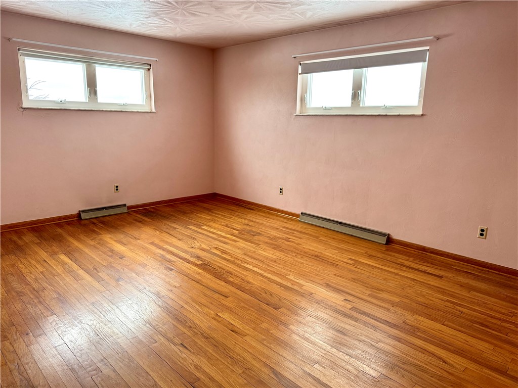 Summit Twp, Pennsylvania 16002, United States, 4 Bedrooms Bedrooms, ,2 BathroomsBathrooms,Residential,Active,252598