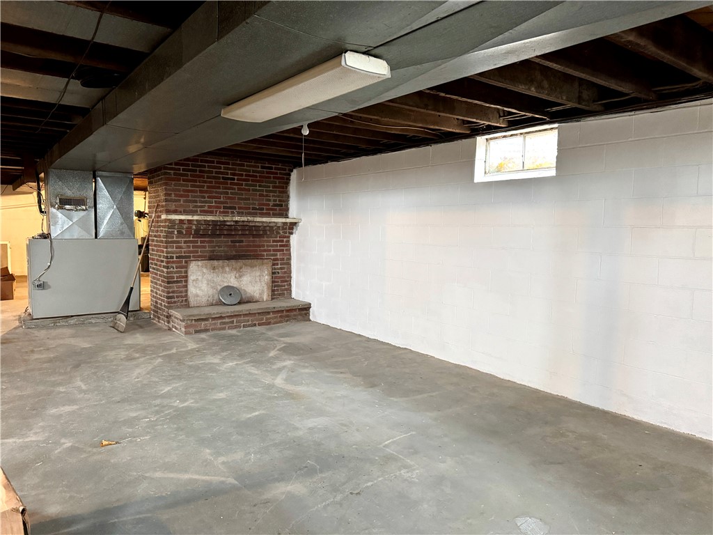 Summit Twp, Pennsylvania 16002, United States, 4 Bedrooms Bedrooms, ,2 BathroomsBathrooms,Residential,Active,252598