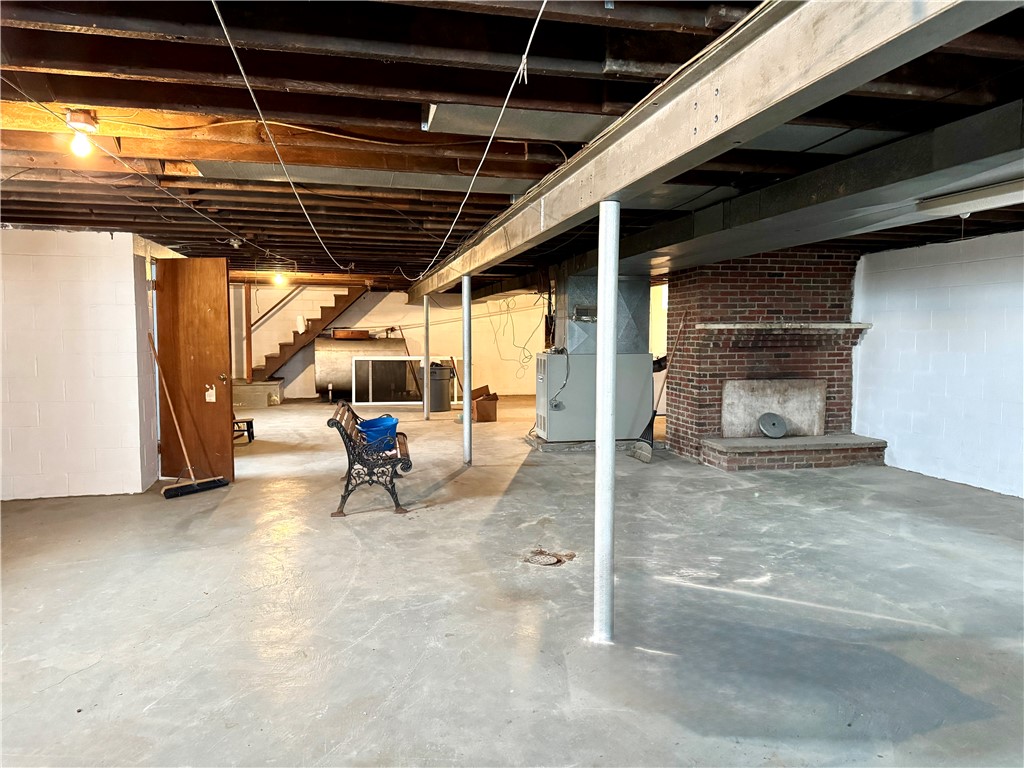 Summit Twp, Pennsylvania 16002, United States, 4 Bedrooms Bedrooms, ,2 BathroomsBathrooms,Residential,Active,252598