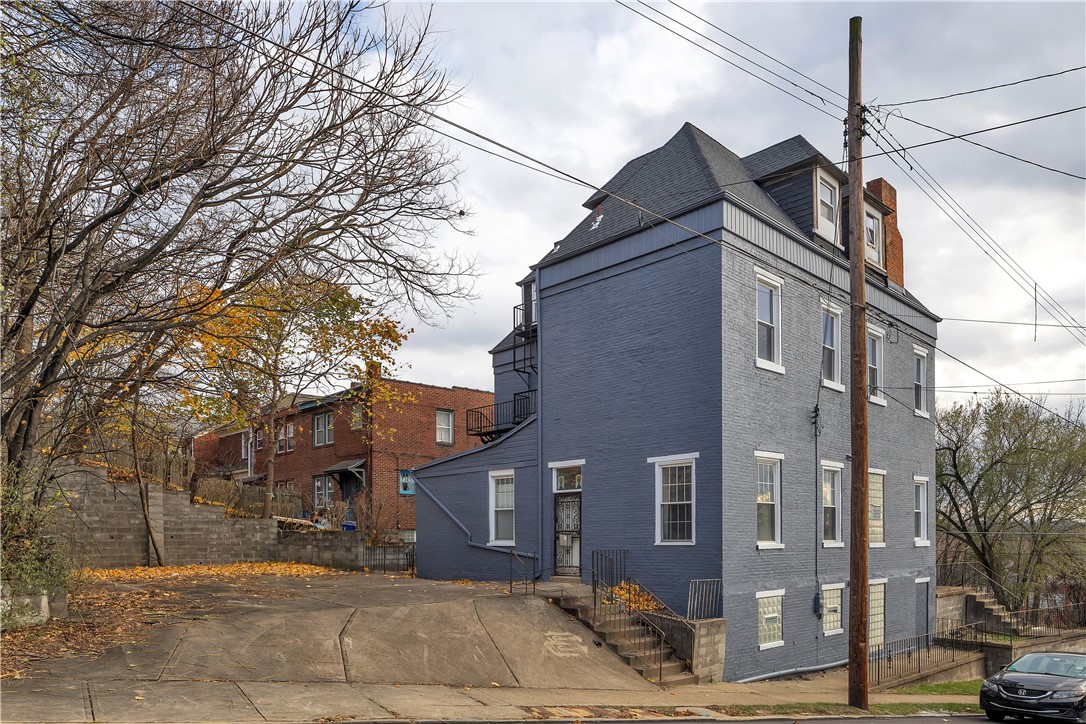 5433 Broad St