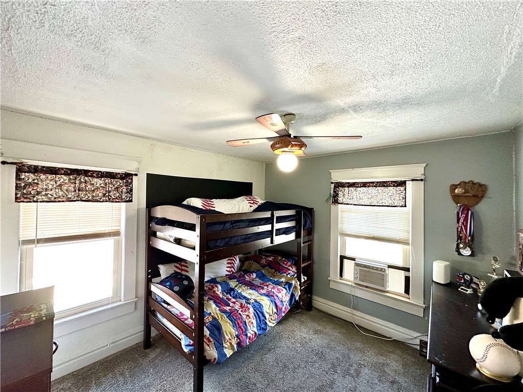 New Castle, Pennsylvania 16101, United States, 3 Bedrooms Bedrooms, ,2 BathroomsBathrooms,Residential,Contingent,213222