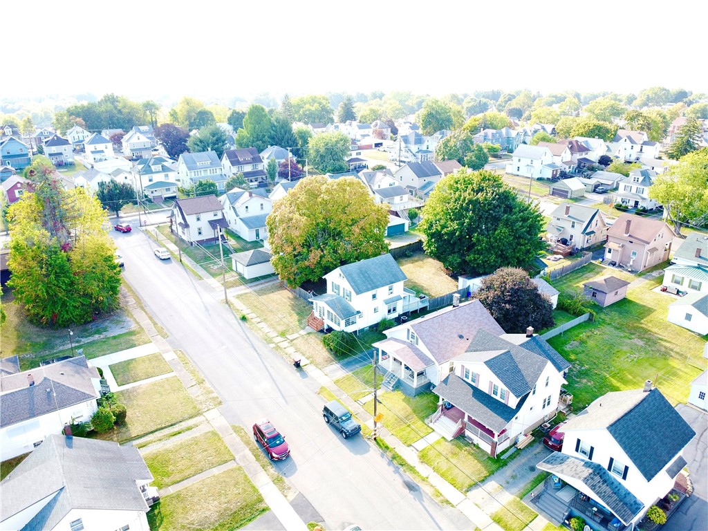 New Castle, Pennsylvania 16101, United States, 3 Bedrooms Bedrooms, ,2 BathroomsBathrooms,Residential,Contingent,213222