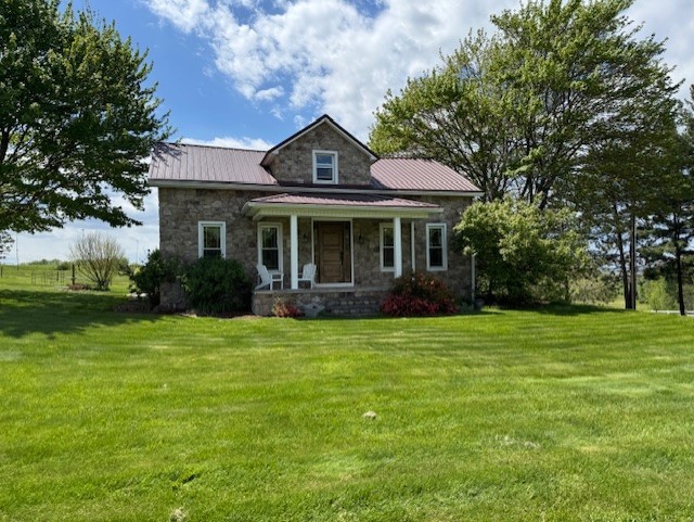 1634 Perry Highway