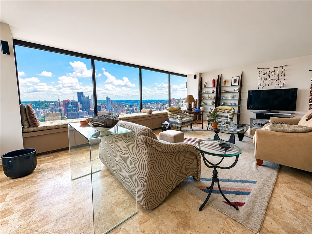 1 Trimont Ln 490E