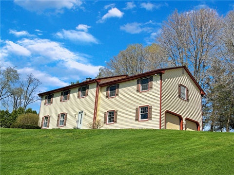 Photo for 553 Cunningham Lane
