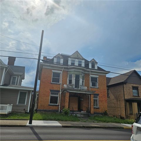 Homes For Sale - 506 S Pittsburgh St<br/> Connellsville, PA 15425