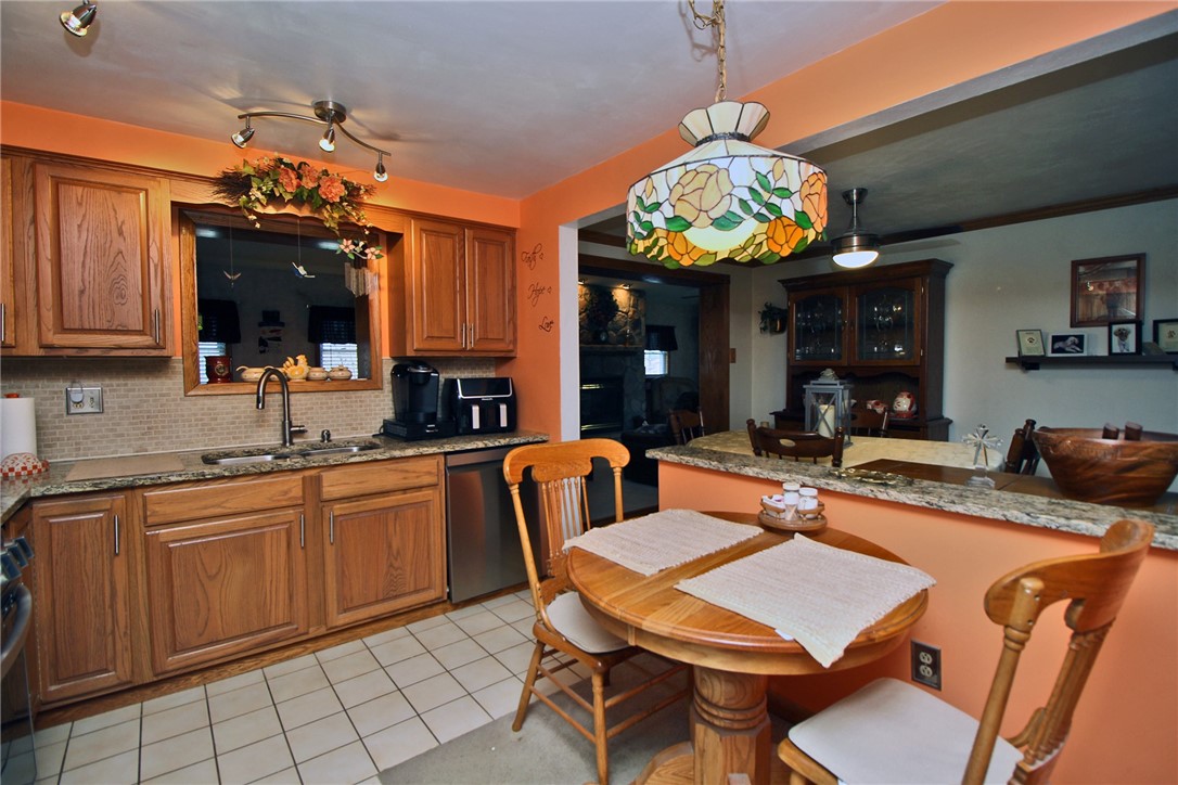 1531 Rose Avenue Ave, South Park, Pennsylvania image 9