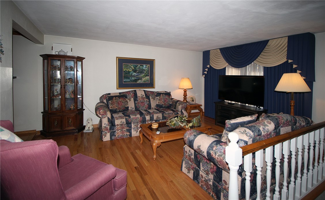 1531 Rose Avenue Ave, South Park, Pennsylvania image 13