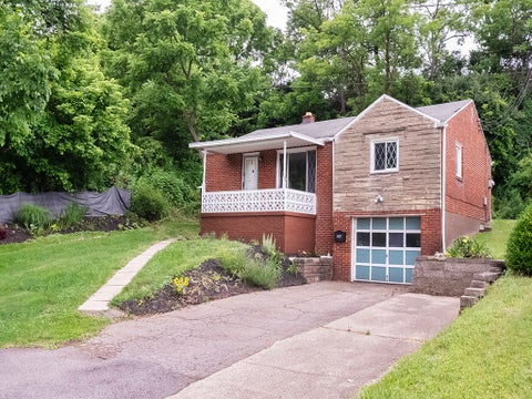 Homes For Sale - 3437 Brinway Drive Dr<br/> West Mifflin, PA 15122
