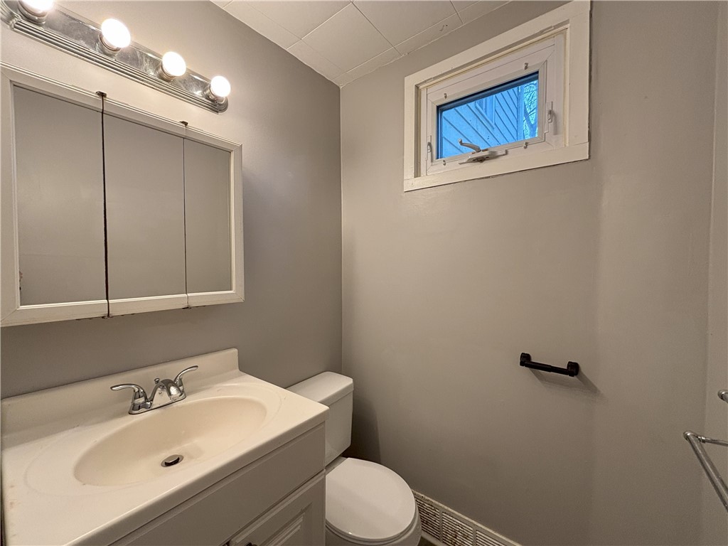 N Versailles, Pennsylvania 15137, United States, 2 Bedrooms Bedrooms, ,1 BathroomBathrooms,Residential,Active,86481