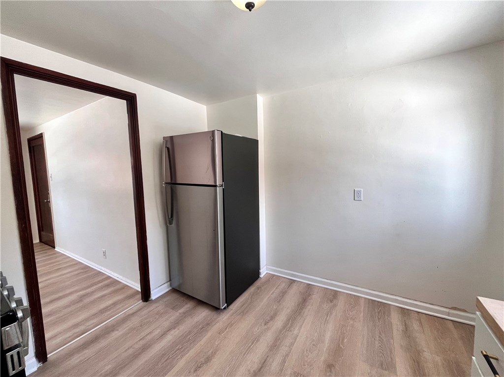 Neville Twp, Pennsylvania 15225, United States, 2 Bedrooms Bedrooms, ,1 BathroomBathrooms,Residential,Active,14222