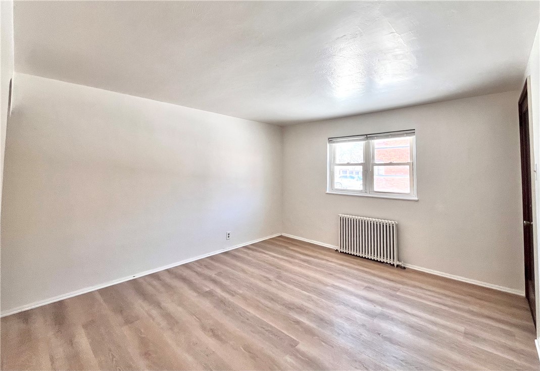 Neville Twp, Pennsylvania 15225, United States, 2 Bedrooms Bedrooms, ,1 BathroomBathrooms,Residential,Active,14222