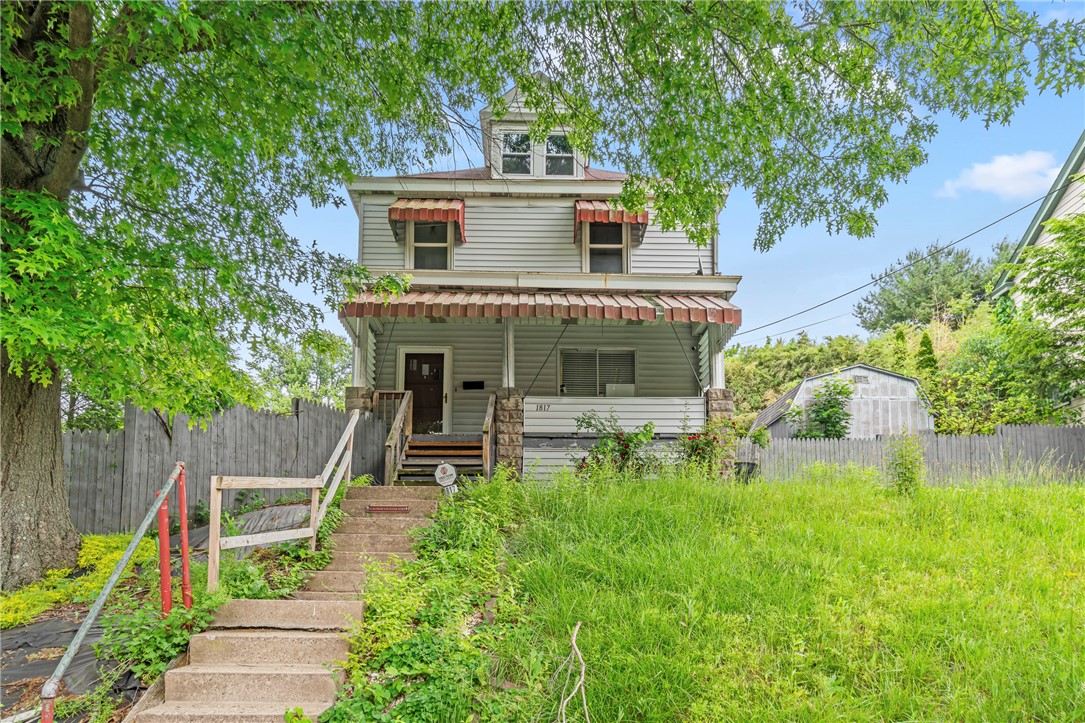 1817 Woodward Ave