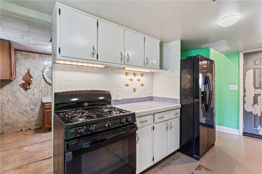 238 W State St