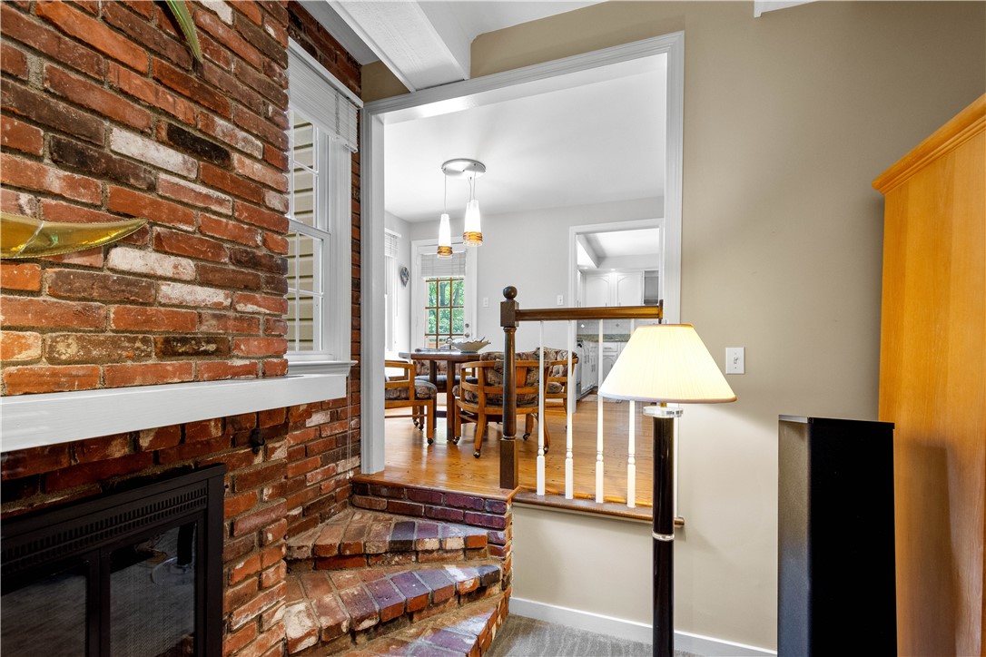 St Clair, Pennsylvania 15241, United States, 4 Bedrooms Bedrooms, ,3 BathroomsBathrooms,Residential,Contingent,160056