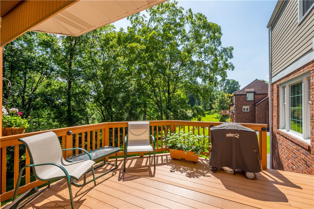 St Clair, Pennsylvania 15241, United States, 4 Bedrooms Bedrooms, ,3 BathroomsBathrooms,Residential,Contingent,160056