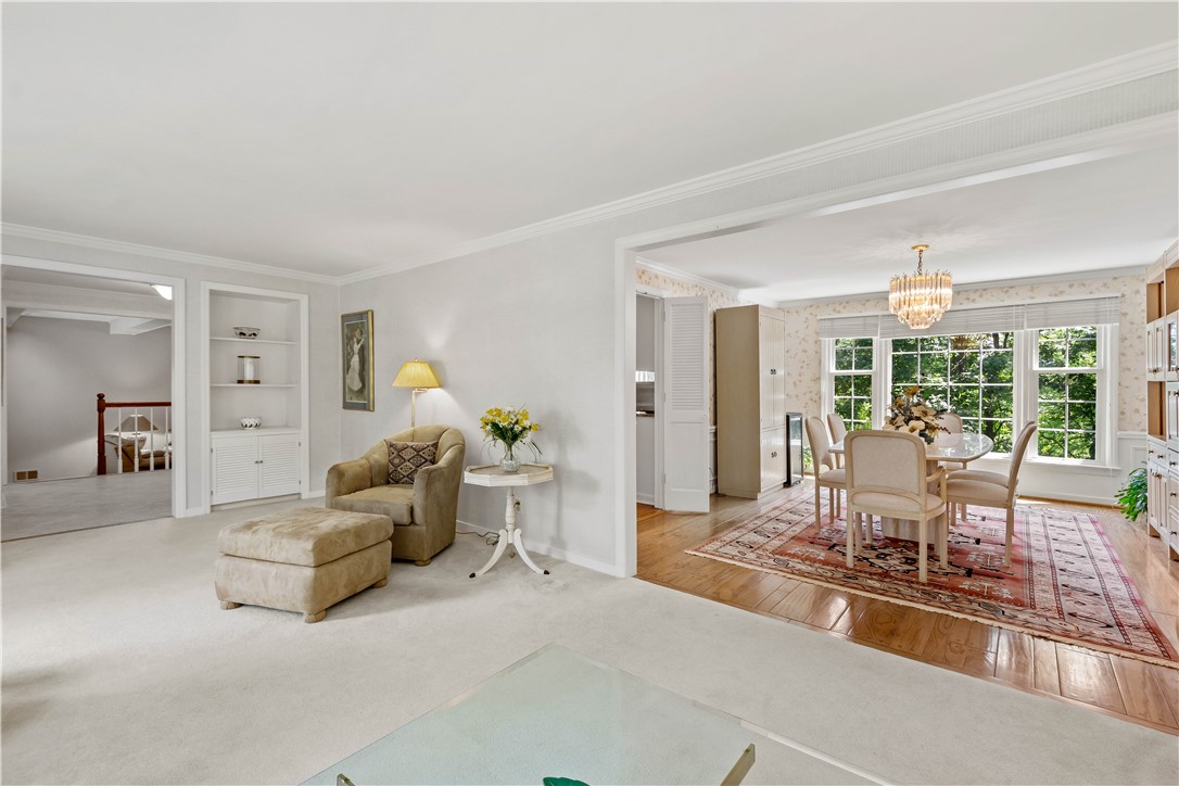 St Clair, Pennsylvania 15241, United States, 4 Bedrooms Bedrooms, ,3 BathroomsBathrooms,Residential,Contingent,160056