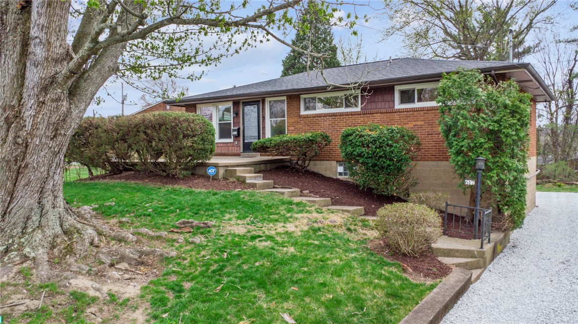 617 Pinefrost Dr, Monroeville, Pennsylvania image 1