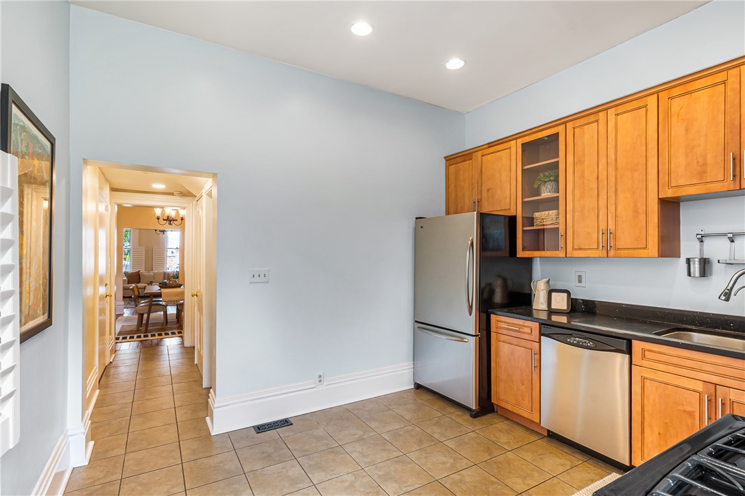 373 44th St St, Lawrenceville, Pennsylvania image 12