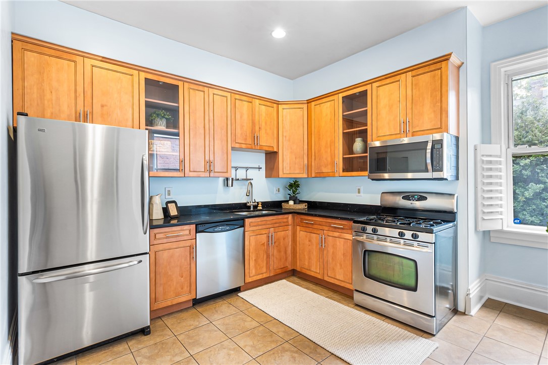373 44th St St, Lawrenceville, Pennsylvania image 10
