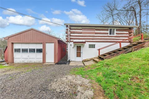 Photo for 121 Valley Rd