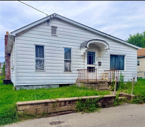 Photo for 813 Hazlett Ave