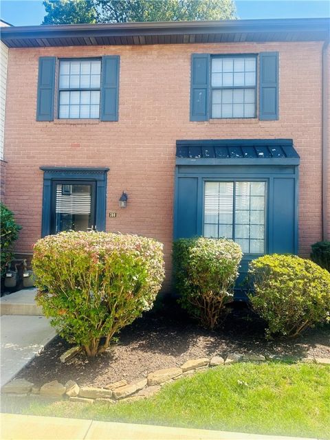 Photo of 308 Rainprint Lane, Murrysville, PA 15668 (MLS # 1725035)