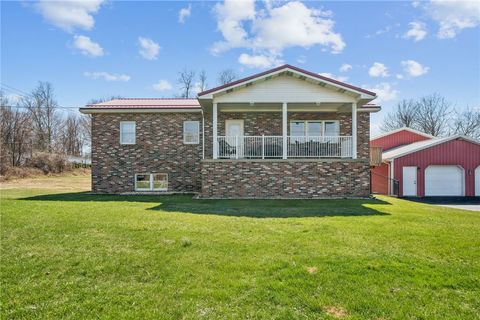 Photo of 138 Buckeye Rd, Mount Pleasant, PA 15666 (MLS # 1745222)