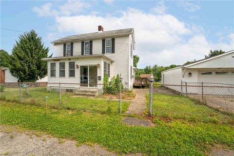 Homes For Sale - 412 Commercial Ave Ave<br/> Masontown, PA 15461