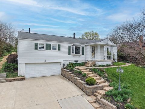 Photo of 5985 Boyer Ave, Bethel Park, PA 15102 (MLS # 1748263)