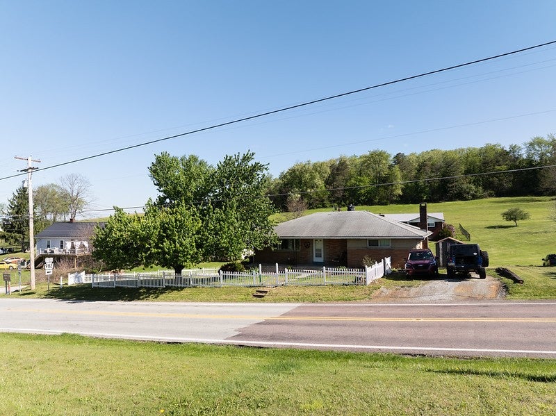 Photo 1 of 22 — 2741 Route 982, Mt Pleasant Twp, PA 15666
