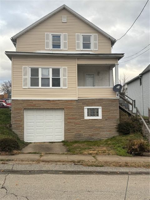 Photo of 1206 Summerlea Ave, Washington, PA 15301 (MLS # 1732676)