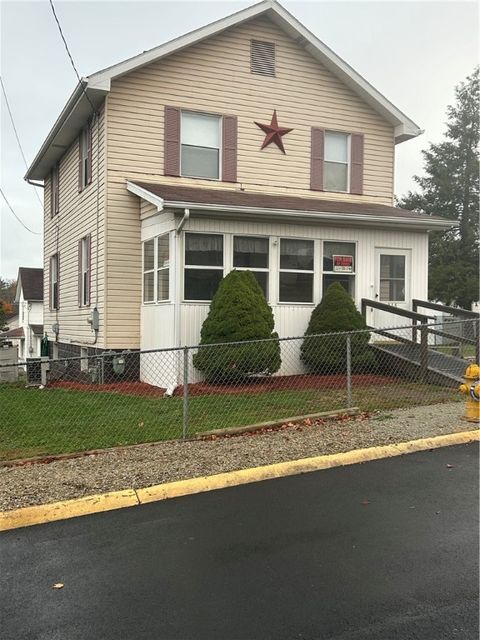 Photo of 215 Cherry Ave, Houston, PA 15342 (MLS # 1731672)